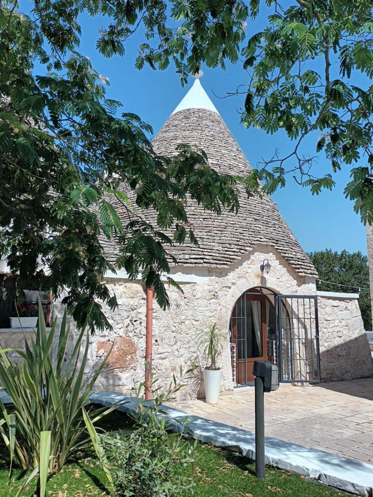 נוצ'י Trulli Allegretti מראה חיצוני תמונה